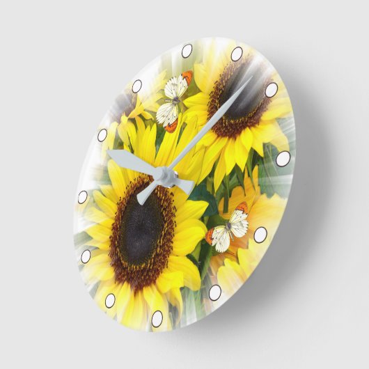 Sonnige Sonnenblumen und Schmetterlinge Runde Wanduhr (Winkel)