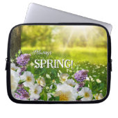 Sonnige Wiese mit Blumen Frühjahrsschläfchen Laptopschutzhülle (Vorderseite)