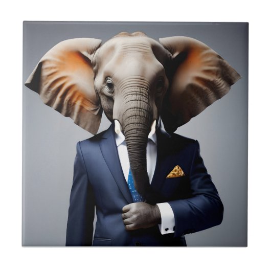 Sonniger Elefant im Anzug Fliese (Vorderseite)