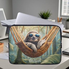 Sonniger Hang mit Sonnenbrille in einer Hängematte Laptopschutzhülle