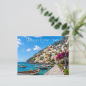 Sonniges mediterranes Küstenörtchen Postkarte (Stehend Vorderseite)
