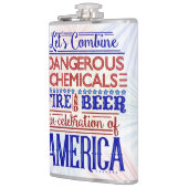 Sonntag, 4. Juli Feuerwerk Bierunabhängigkeit Tag Flachmann (Links)