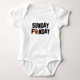 Sonntag Funday! Baby Strampler