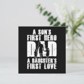 Sons First Hero Dad Daughters First Love Papa Dad Einladung (Stehend Vorderseite)