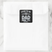 Soon to Be Dad 2026 Loading Pregnancy Announcement Quadratischer Aufkleber (Tasche)