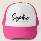 Sophie Name Reveaning Minimal Moderner Text Truckerkappe (Vorderseite)