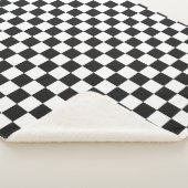 Sophisticated Black and White Checkered Pattern Sherpadecke (3/4)