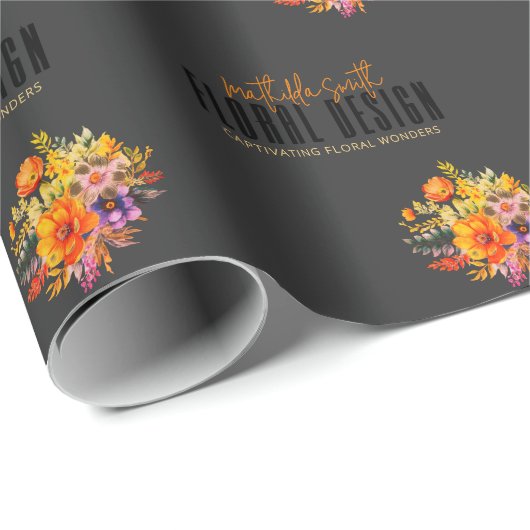 Sophisticated Floral Design Black Orange Flowers Geschenkpapier (Rolleneckpunkt)