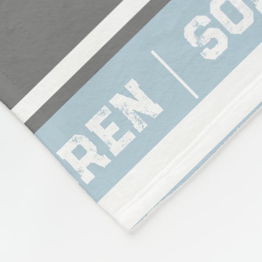 Soren Name bedeutet Sport monogramm schwarz blau Fleecedecke (Ecke)