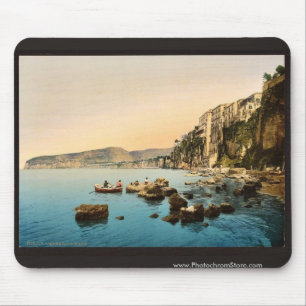 Sorrent durch das Meer, Neapel, Italien Klassiker Mousepad