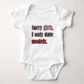 Sorry Mädchen, ich nur Datumsmodelle Baby Strampler (Vorderseite)