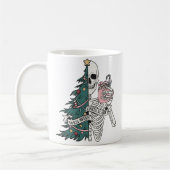 "Sorta Beängstigend Sorta Merry" Weihnachtslieder Kaffeetasse (Links)