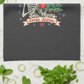 Sorta Merry Sorta Beängstigend Spooky Skeleton Xma Geschirrtuch (Gefaltet)
