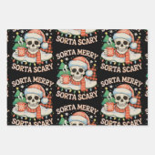 Sorta Merry Sorta Scary Skeleton Christmas Xmas Geschenkpapier Set (Vorderseite)