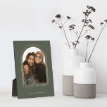 Soul Sisters Elegantes Arch Frame Foto Sake Fotoplatte<br><div class="desc">Ein besonderes, unvergessliches und wunderschönes Foto für die besten Freunde. Das Design verfügt über ein Single-Foto-Layout in einem modernen Bogen-Design mit Imitaten Rose goldenen konzentrischen Kreis Rahmen zur Anzeige Ihrer eigenen speziellen Schwester Foto. "Soul Sisters" ist in einer stilvollen und eleganten Imitat Rose Gold Typografie. Passen Sie sich mit den...</div>