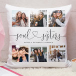 Soul Sisters Script Best Friends Foto Collage Kissen<br><div class="desc">Ein besonderes und unvergessliches Foto-Collage Geschenk für die besten Freunde. Das Design verfügt über ein 6-Foto-Collage-Layout, mit dem sechs eigene Fotos angezeigt werden können. "Soul Sisters" ist in stylischer Schwarzskriptkalligraphie konzipiert und mit den Namen von bester Freundin versehen. Schicken Sie sich und Ihren besten Freund(en) ein unvergessliches und besonderes Geschenk,...</div>