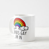 SOUNDS GAY I M IN - Niedlicher Regenbogen Kaffeetasse (Vorderseite Links)