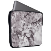 Sour Cherry Tree Schwarz-Weiß Laptopschutzhülle (Vorne Rechts)