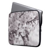 Sour Cherry Tree Schwarz-Weiß Laptopschutzhülle (Vorderseite Links)