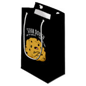 Sour Dough Funny Baking Pub Dark BG Kleine Geschenktüte (Vorderseite Schrägansicht)