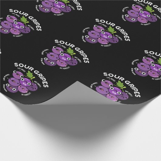 Sour Gripes Funny Obsttraube Pun Dark BG Geschenkpapier (Ecke)
