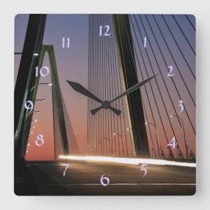 South Carolina, Arthur Ravenel Jr. Bridge Quadratische Wanduhr