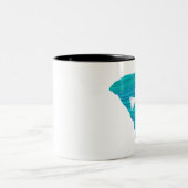 South Carolina Wave Fishing Zweifarbige Tasse (Mittel)