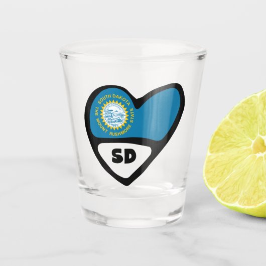 South Dakota SD State Flag in Heart Shot Glass Schnapsglas (Vorderseite)