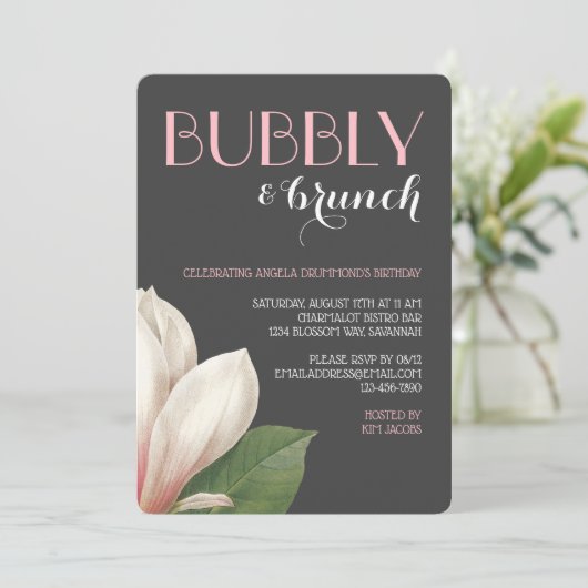 Southern Magnolis Bubbly Brunch| Grauer Elfenbeins Einladung (Stehend Vorderseite)