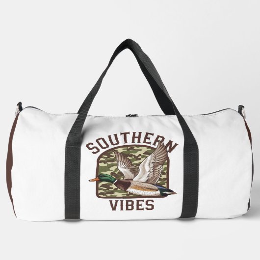 Southern Vibes Flying Duck Camo Duffle Bag (Vorderseite)