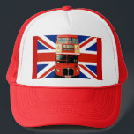Souvenir Cap aus London England Truckerkappe<br><div class="desc">Souvenir Cap aus England/London mit britischer Flagge und dem berühmten Londoner Bus. Das gleiche Design auch als Grußkarten, Postkarten, Abzeichen, Magnete, Stickers, T - Shirt, Hats, Schürze, Schlüsselringe. Besuchen Sie unbedingt den Laden der zu sehen, alles, was im Angebot! Alle Arbeiten von ©Caroline Webb. Senden Sie mir eine Nachricht, wenn...</div>