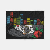 Soy Mujer Latina Sugar Skull Women Cinco De Mayo H Fleecedecke (Vorderseite (Horizontal))