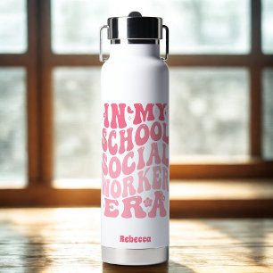 Sozialarbeiter der Schule Trinkflasche