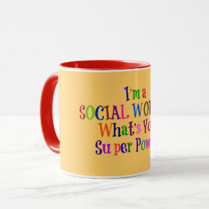 Sozialarbeiter Superheld, farbiger Text Tasse
