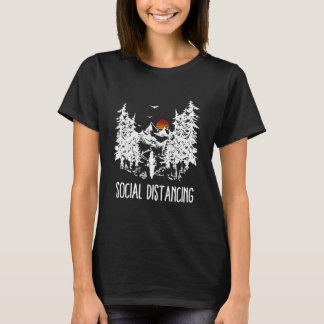Soziale Distanz Camping Wandern im Freien T-Shirt