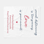 Soziale Distanzierung ist vorübergehend | Typograf Fleecedecke (Vorderseite (Horizontal))