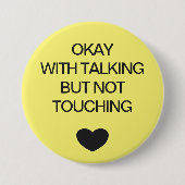 Sozialer distanzierter Farbcode gelb Button (Vorderseite)