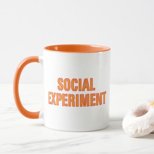 Sozialexperiment Tasse (Mit Donut)