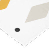 Space Age Diamonds Orange White Tischdecke (Schrägansicht)