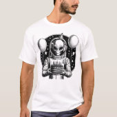 Space Alien Holding a Birthday Cake T-Shirt (Vorderseite)