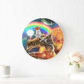Space Galaxy Cat Riding Tiger on Pizza Große Wanduhr (Zuhause)
