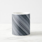 Space Gray Modernes Abstraktes Streifenmuster Kaffeetasse (Mittel)