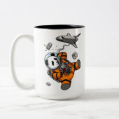 Space Panda Bear Astronaut Galaxy Kosmische Tier Zweifarbige Tasse (Links)