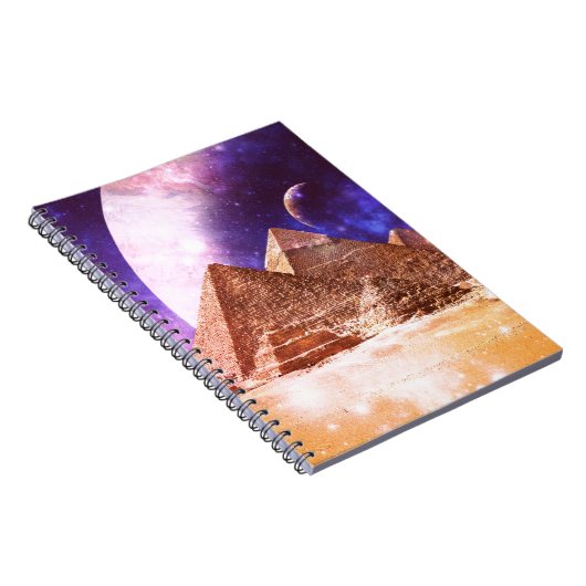 Space Pyramids Notizblock (Rechte Seite)