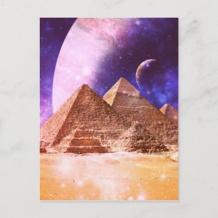 Space Pyramids Postkarte