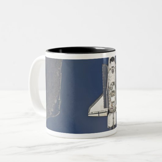 Space Shuttle Atlantis 5 Zweifarbige Tasse (Vorderseite Links)