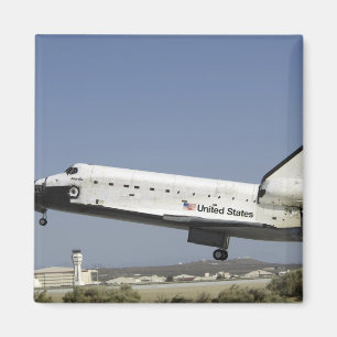 Space Shuttle Atlantis bereitet die Landung vor Magnet