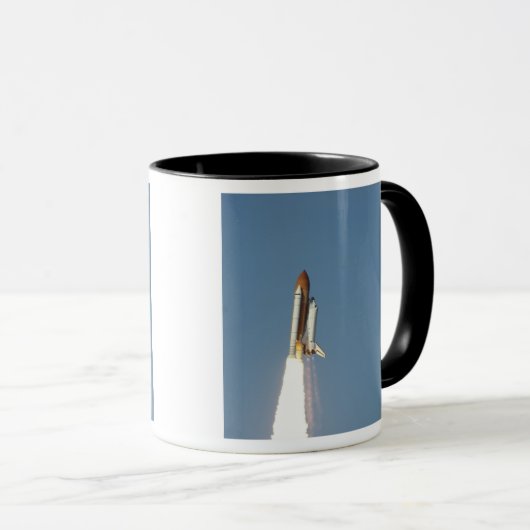 Space Shuttle Atlantis hebt 11 Tasse (VorderseiteRechts)