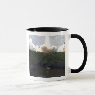 Space Shuttle Atlantis hebt 14 Tasse