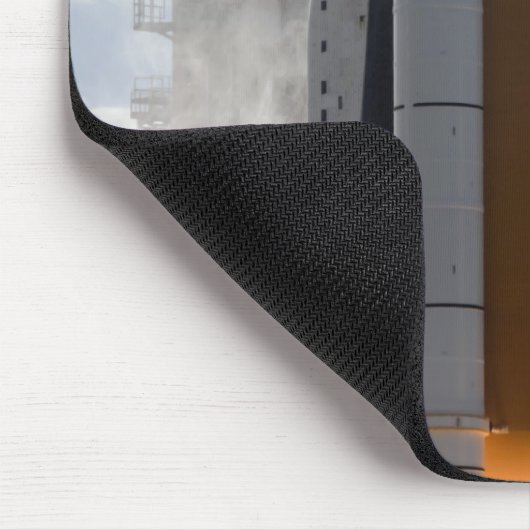 Space Shuttle Atlantis hebt 15 Mousepad (Ecke)